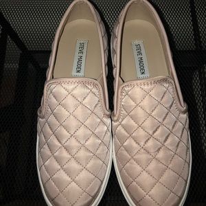 Pink Steve Madden Ecentrcq slip on sneakers 7m